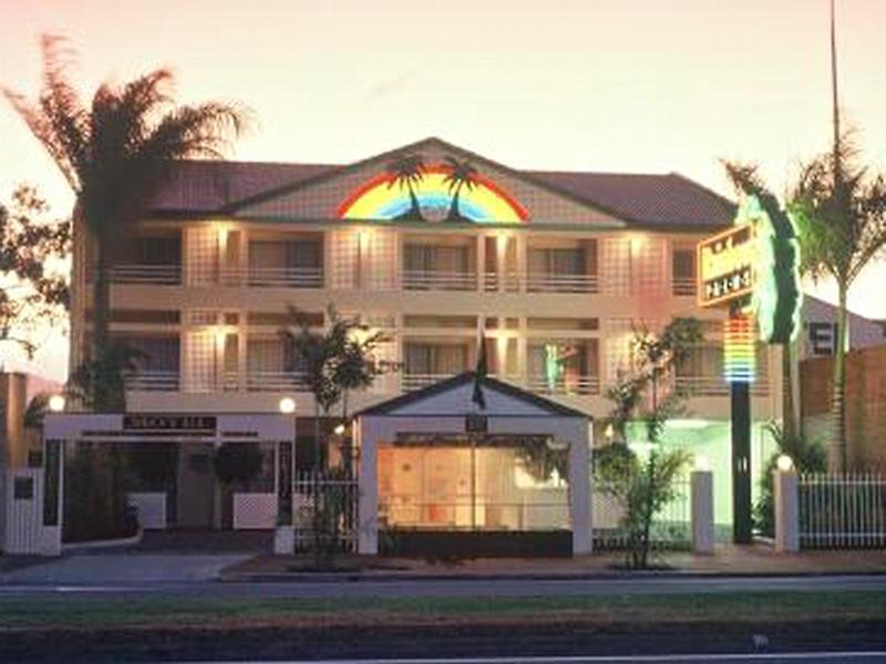 Cairns City Sheridan,Kuranda>>Cairns,3 star