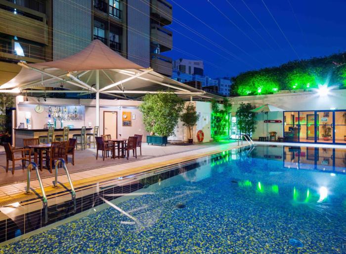 novel hotel city center