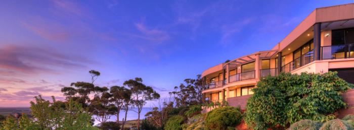 Sheer Pleasure Accommodation (Adults Only),Glenorchy>>Forest,3 star