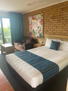 Tannum On The Beach Motel,Gladstone>>Boyne Island,3 star