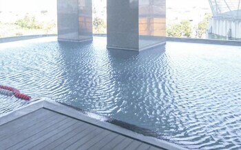 Homey And Simply 3Br At Grand Sungkono Lagoon Apartment,,2 star