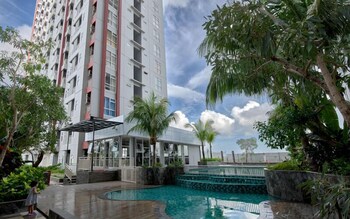 the modern style studio at vida view makassar apartment