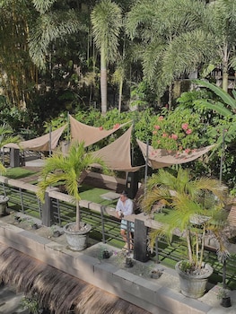 bugana beach and dive resort