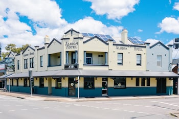 the albion hotel