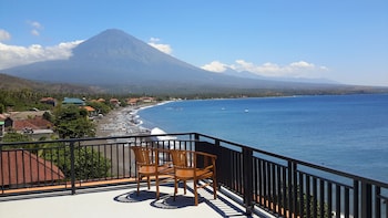 amed beach villa