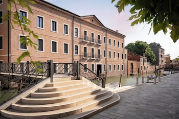 Palazzo Dei Guardiani,,0 star