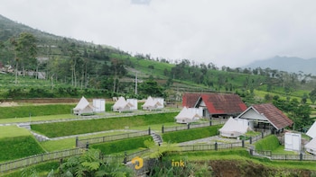 Glamping Telaga Menjer By Travelink,,2 star
