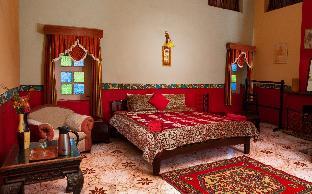 room-image