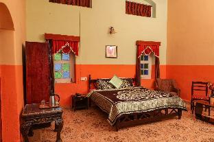room-image