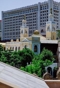 liberta baku city center
