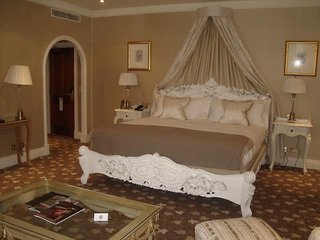 Hotel-Img