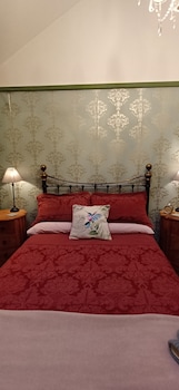 Riverside Cottage At Logwood Mill,,4 star