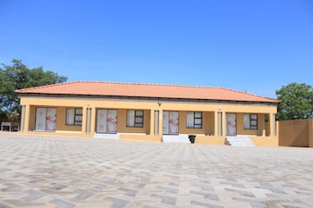 Aza Guesthouse,,3 star