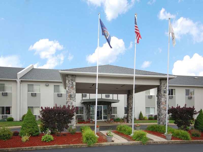 econo lodge painted post corning