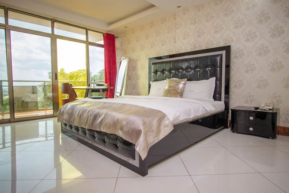 sals boutique hotel