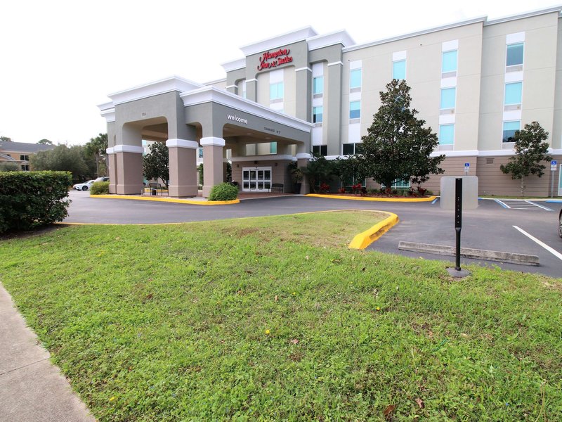 Hampton Inn & Suites Palm Coast,Flagler Beach>>Daytona Beach,2.5 star