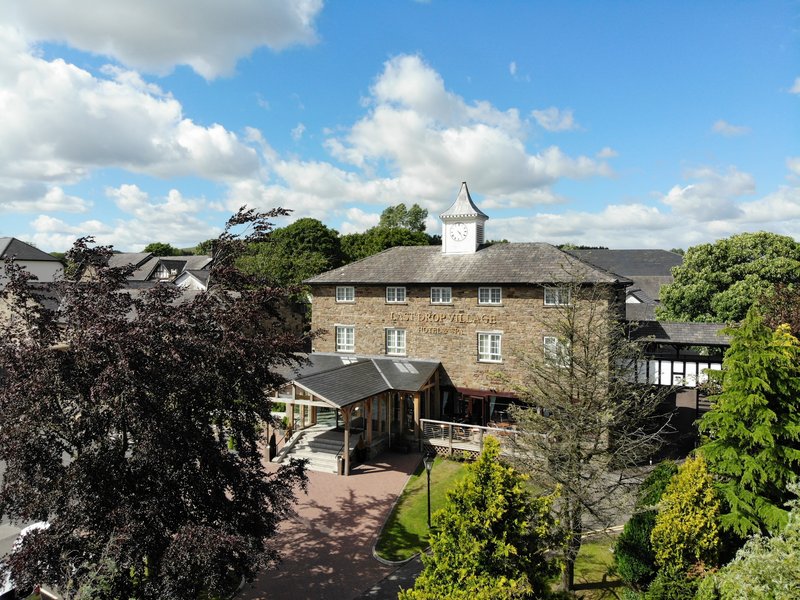 Last Drop Village Hotel And Spa,Bromley Cross>>Bolton,4 star