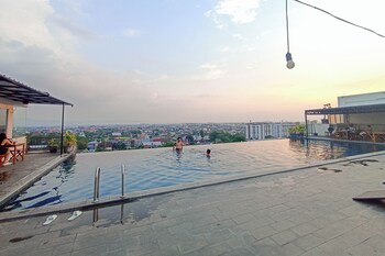 good and homey studio at student park yogyakarta apartment