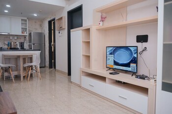 warm and spacious 1br at branz bsd city apartment