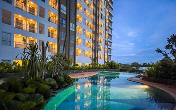 Comfy 1Br Apartment At Tamansari Skylounge Makassar,,2 star