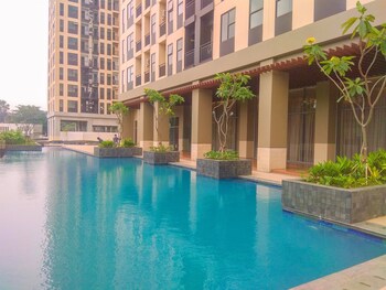cozy and spacious 2br apartment at transpark cibubur