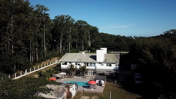 Pousada Recanto Das Cerejeiras,,3 star