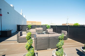 Sky Lofts,,3 star