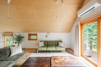 Poroto House,,3 star
