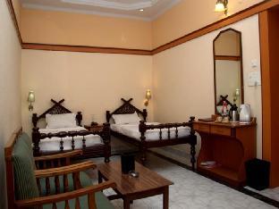 Pallavi International Hotel,Chetganj,3 star