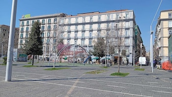 Kore Suite,,3 star
