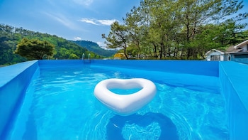 yeongwol nature and retreat