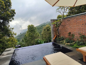 Ganayu Bali Villa,,2 star