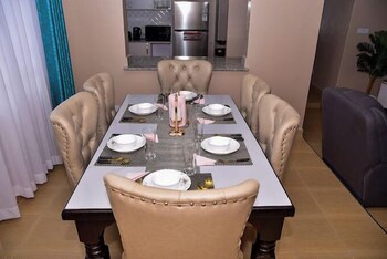 lux suites comfy homestays nakuru