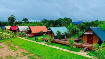Steung Areng Eco Resort,,3 star