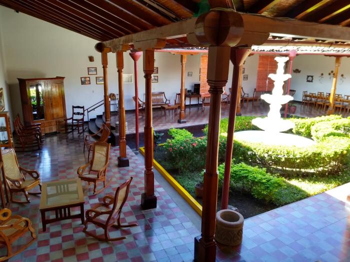 guesthouse los corredores del castillo