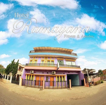 hotel ramayana garut