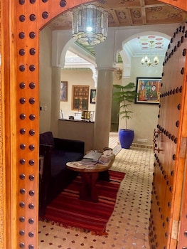 riad rose mati