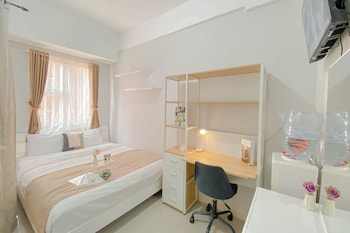 good and warm studio transpark juanda bekasi timur apartment