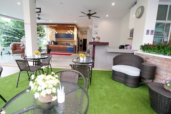 Calypso Patong Hotel,Patong Beach>>Patong,3 star