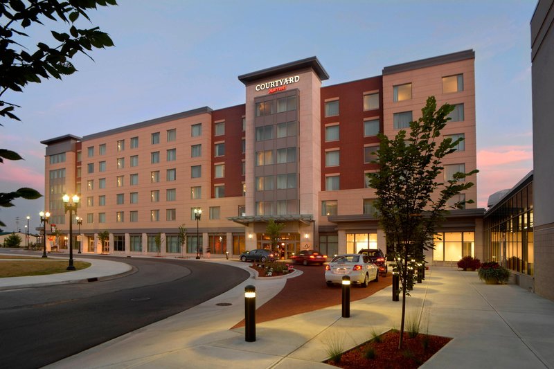 Courtyard Muncie At Horizon Convention Center