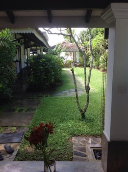 Wb Villa,Habaraduwa>>Galle,3 star