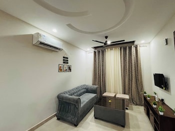 stay royal bnb luxury villa