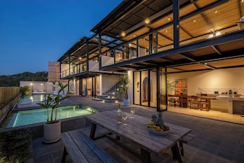 ahimsa uluwatu ocean view villa