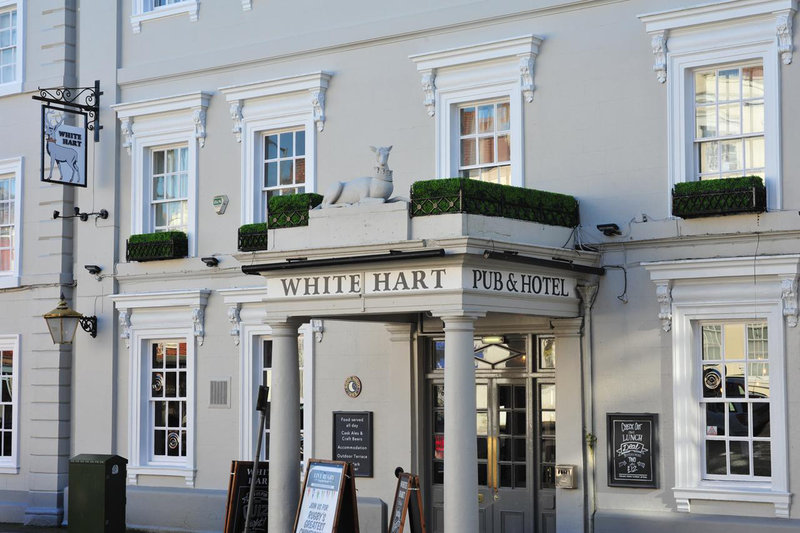 The White Hart Hotel By Greene King Inns,Buckingham>>Aylesbury,4 star