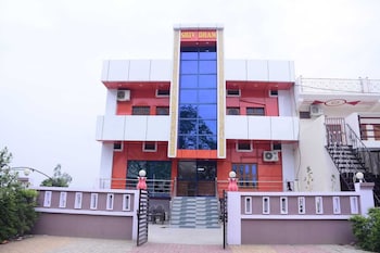 Shivdham Guest House,,3 star