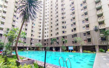 Spacious Cozy Living 3Br At Gateway Ahmad Yani Cicadas Apartment,,2 star
