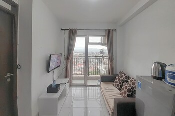 comfortable and homey 2br apartment at mekarwangi square cibaduyut