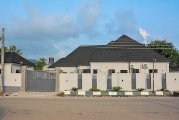 Jam Manor,,4 star