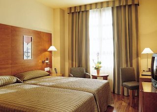 Nh Valencia Las Artes,Valencia>>Quatre Carreres,4 star