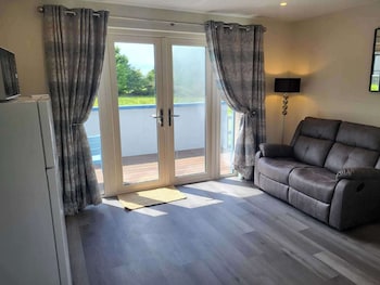 Seaside Apartment- Sligo- Pet Friendly,,3 star